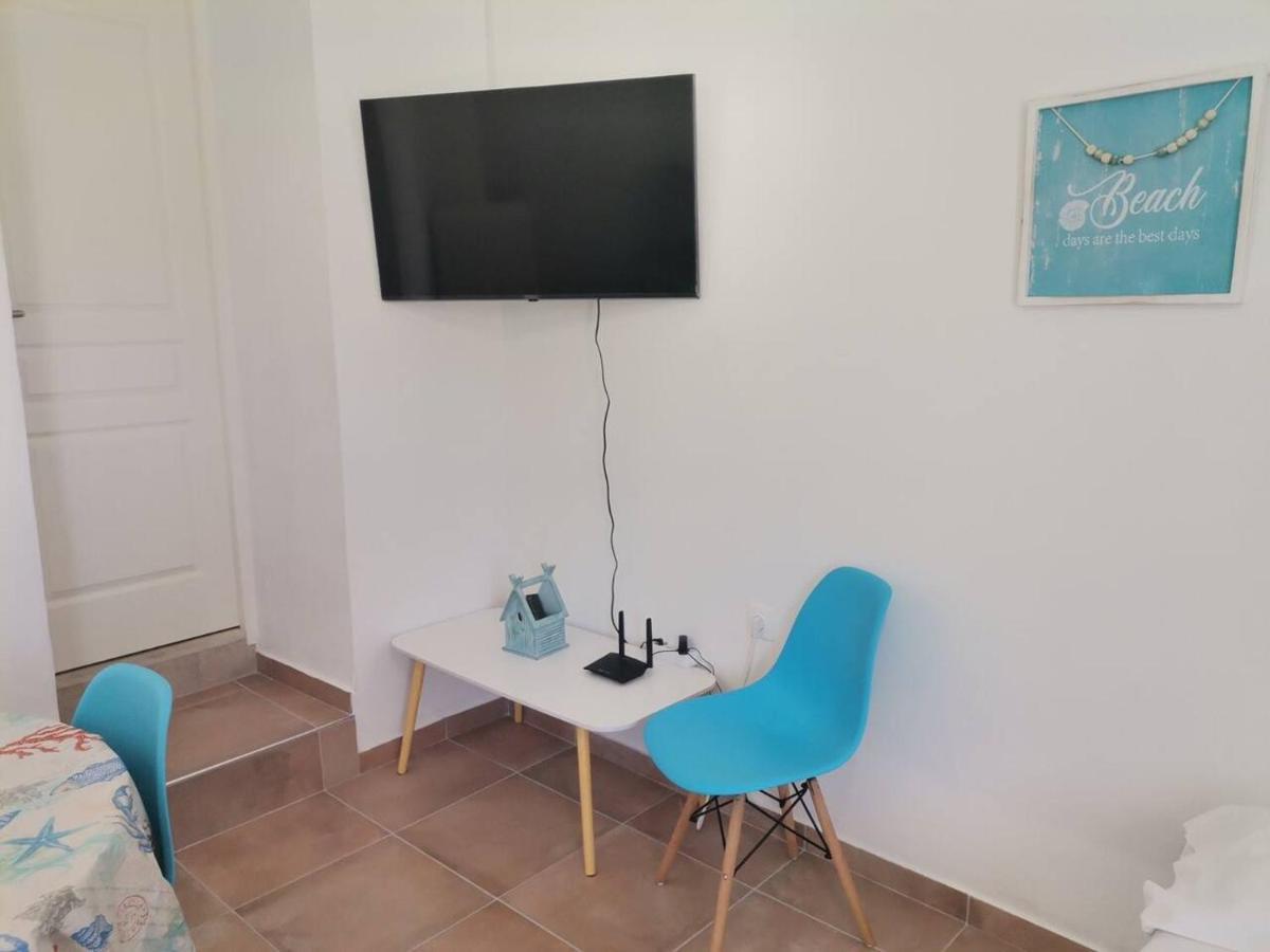 Blue Central Apt 10 Min To The Port/ Wash Machine Λαύριο Εξωτερικό φωτογραφία