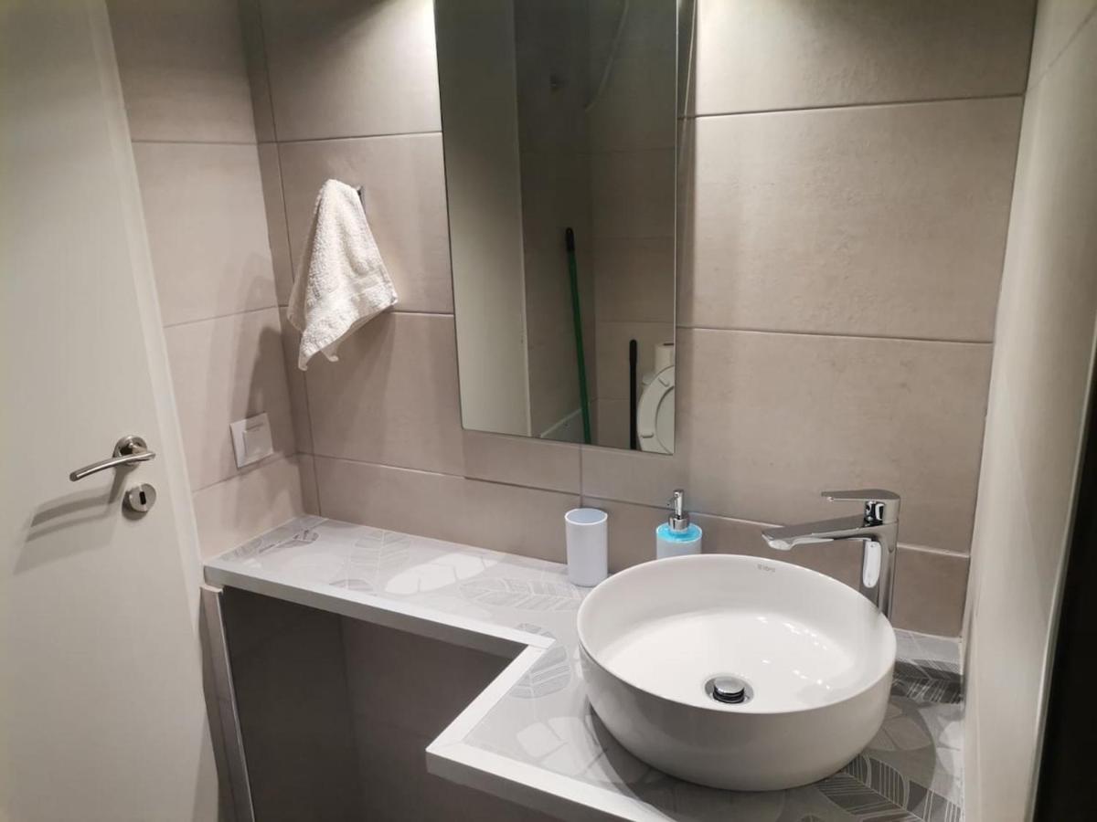 Blue Central Apt 10 Min To The Port/ Wash Machine Λαύριο Εξωτερικό φωτογραφία